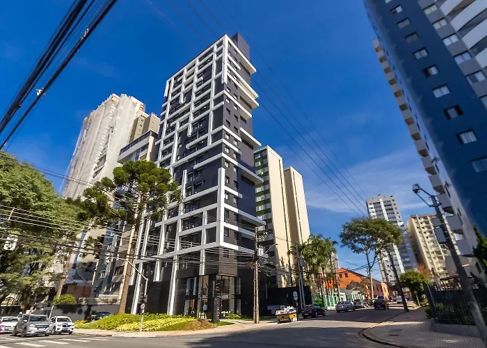 Vibe by Housi, próximo à Ligga Arena e Praça do Japão